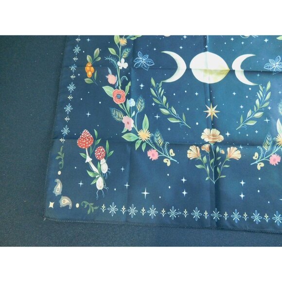 Celestial Moon Phase Altar Cloth 19" Square for Tarot Divination Starry Night De - Picture 2 of 9